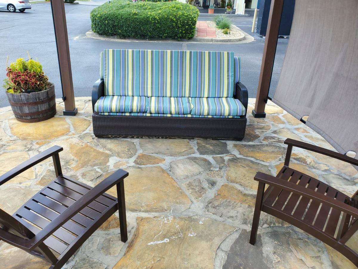 Colonial House Motel Pigeon Forge Ngoại thất bức ảnh