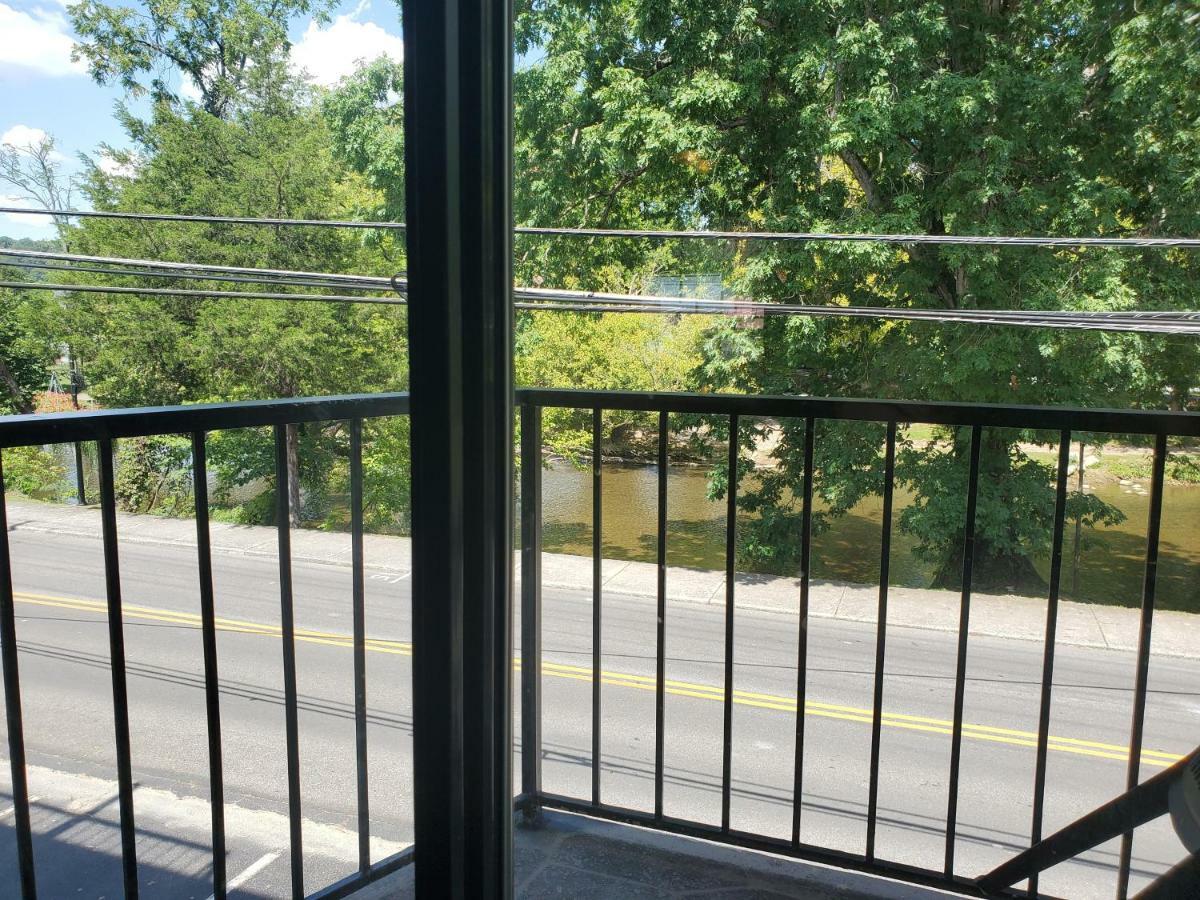 Colonial House Motel Pigeon Forge Ngoại thất bức ảnh