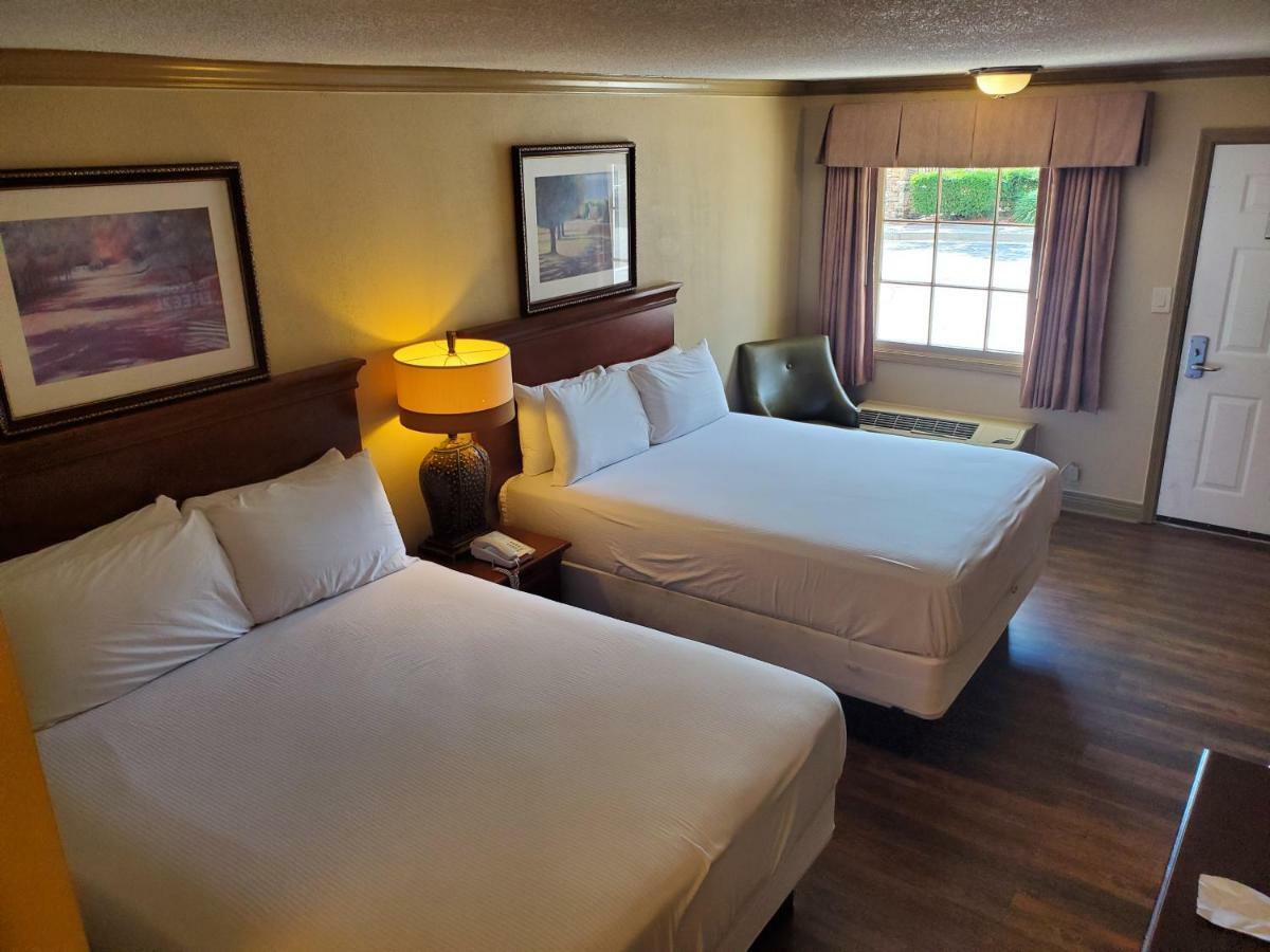Colonial House Motel Pigeon Forge Ngoại thất bức ảnh