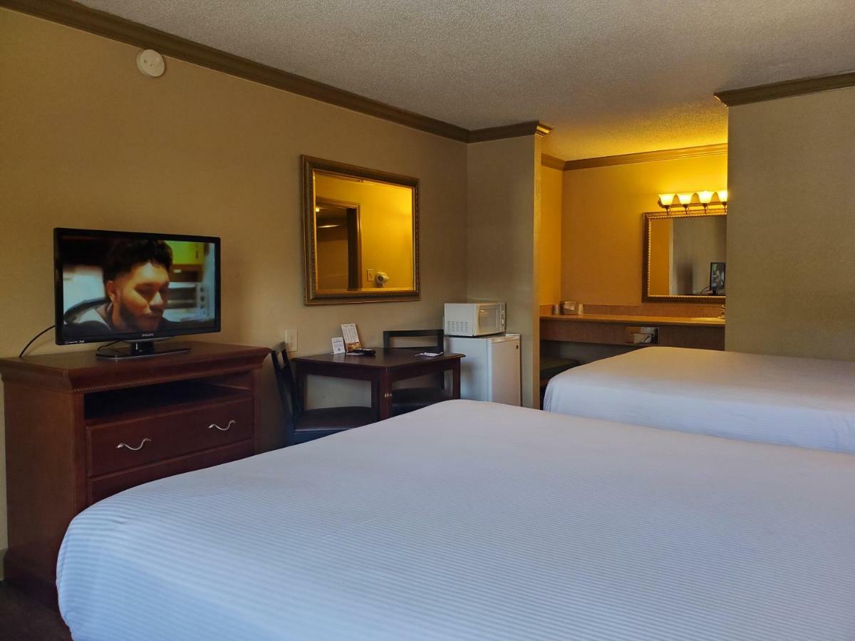 Colonial House Motel Pigeon Forge Ngoại thất bức ảnh