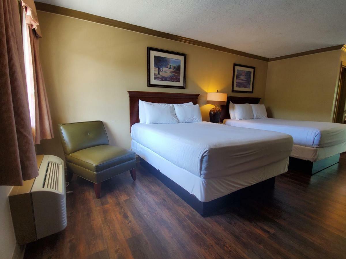 Colonial House Motel Pigeon Forge Ngoại thất bức ảnh