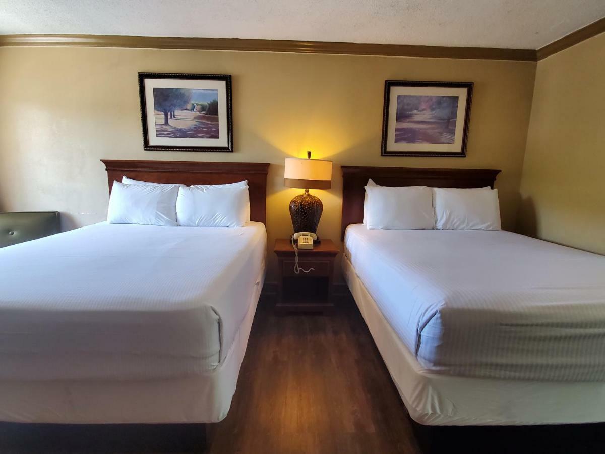 Colonial House Motel Pigeon Forge Ngoại thất bức ảnh
