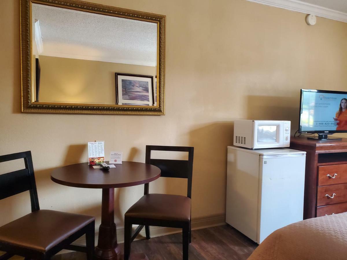 Colonial House Motel Pigeon Forge Ngoại thất bức ảnh