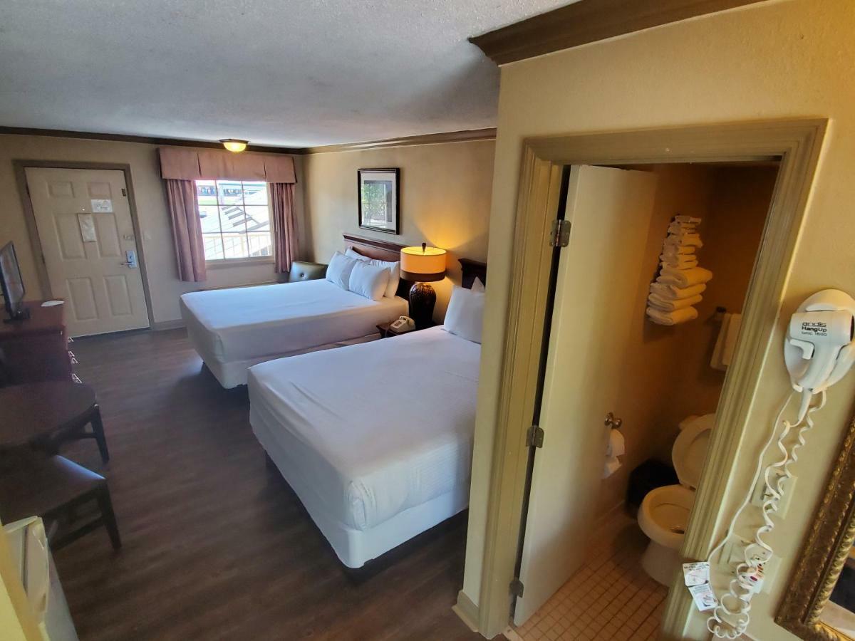 Colonial House Motel Pigeon Forge Ngoại thất bức ảnh